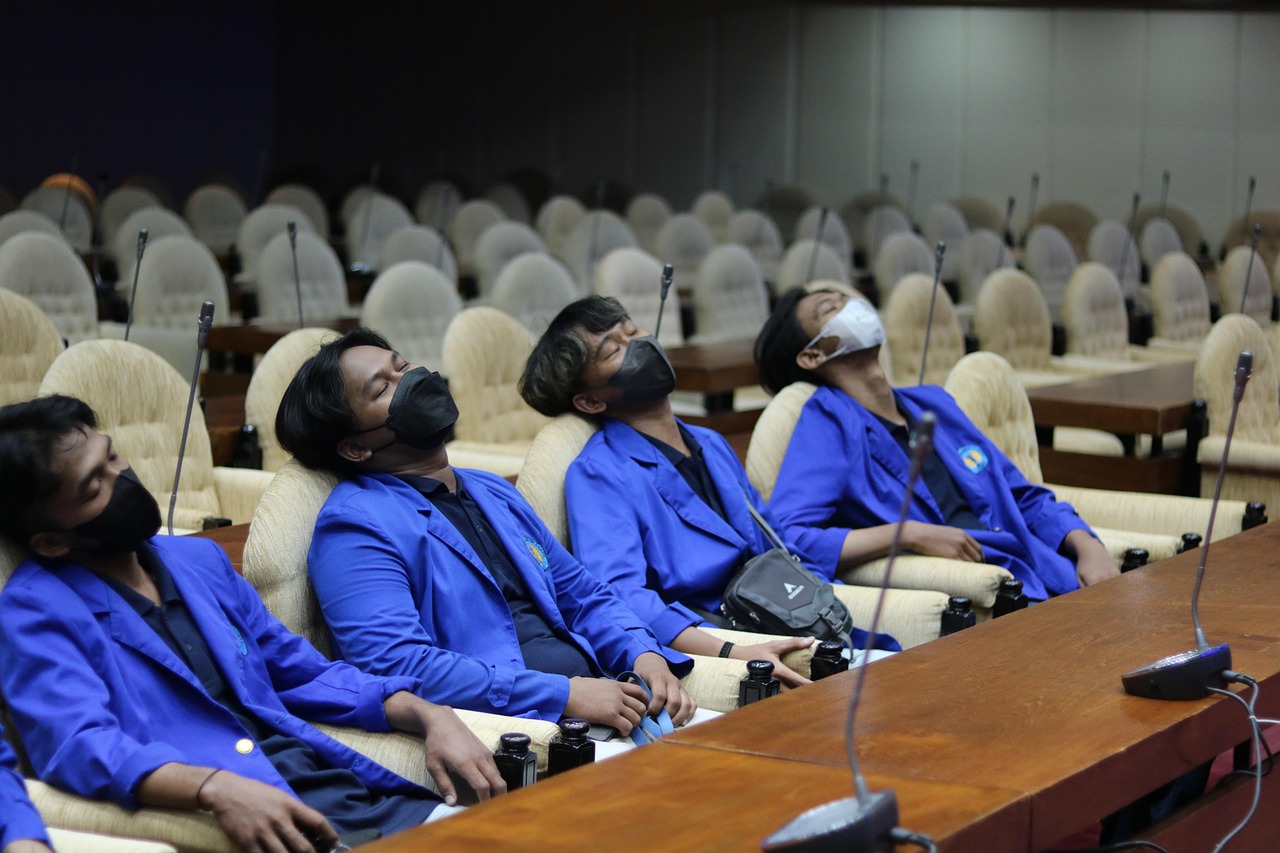 תתעוררו על החיים שלכם